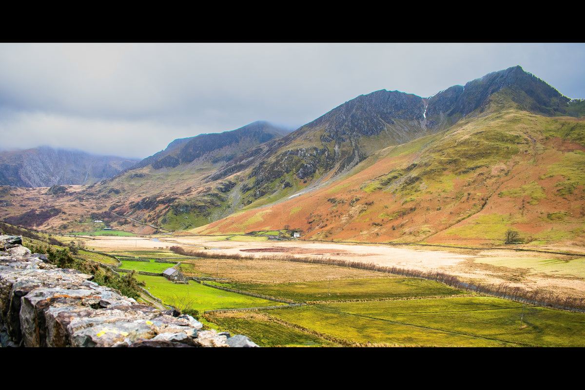 Snowdonia Plot, shown at an angle to give a sense of depth and scale